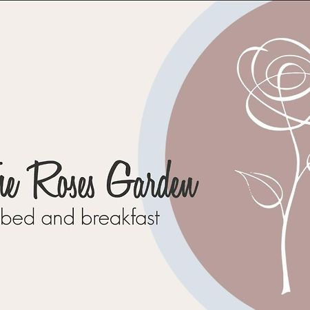 The Roses Garden Bed & Breakfast La Maddalena  Bagian luar foto